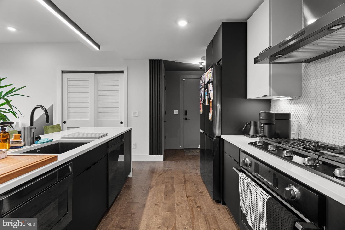 1501 N 31st St #ph15 Property Photo 13