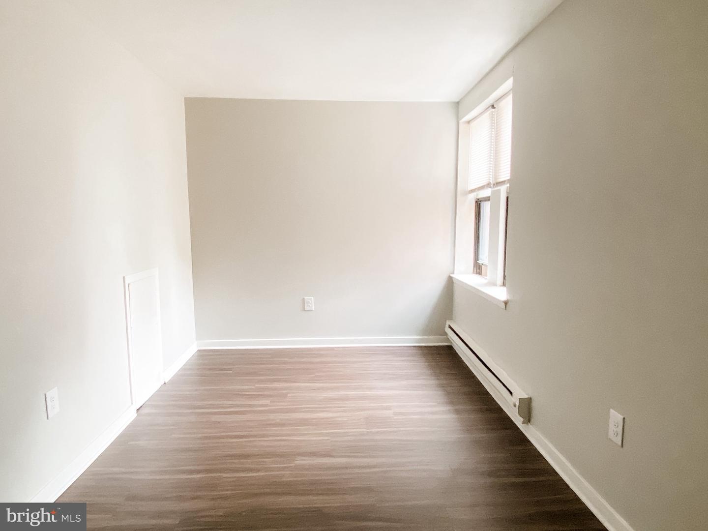 4715 Walnut St Property Photo 5