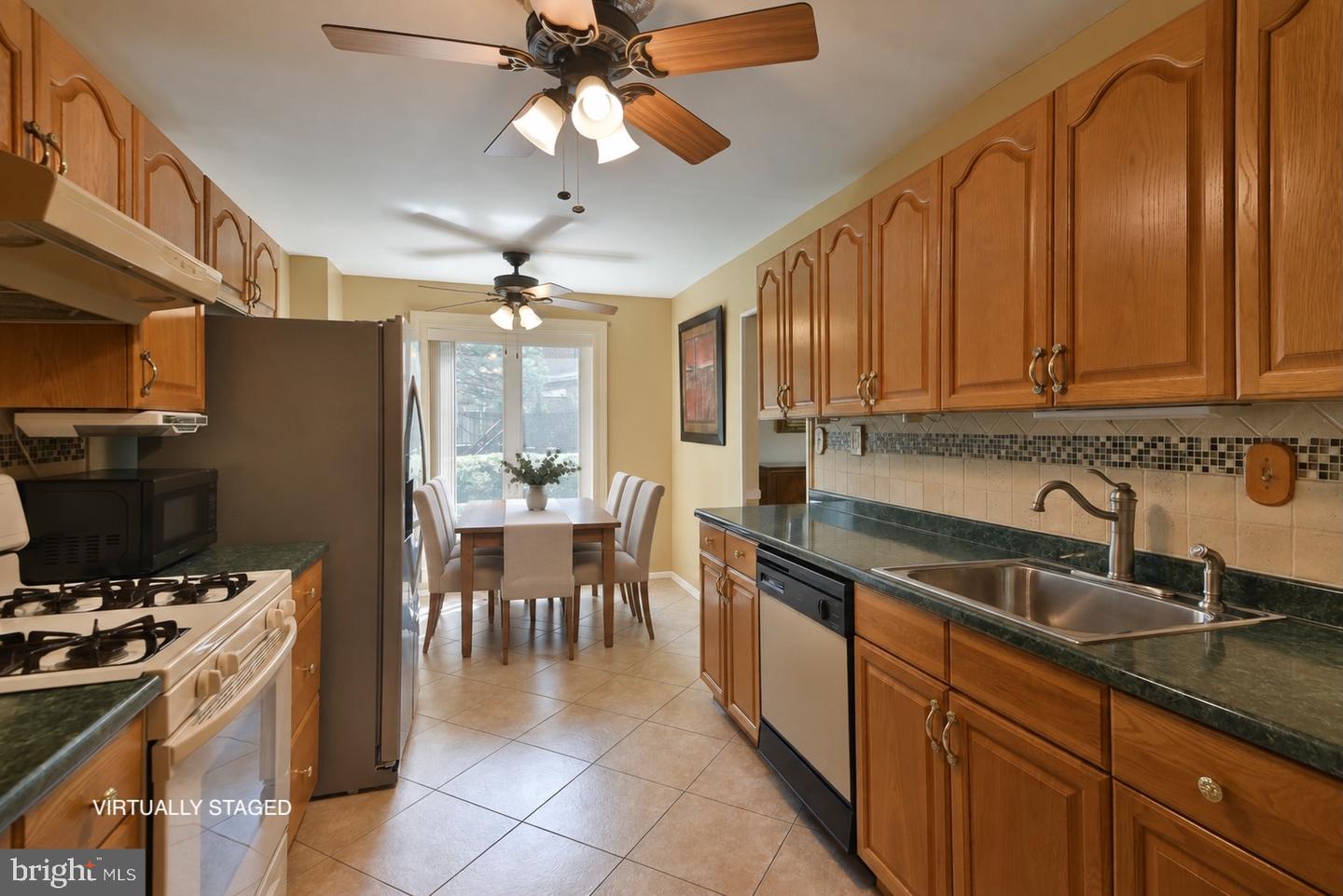 11151 Hendrix St Property Photo 18