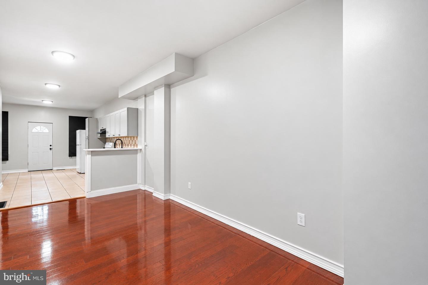 3845 Folsom St Property Photo 5