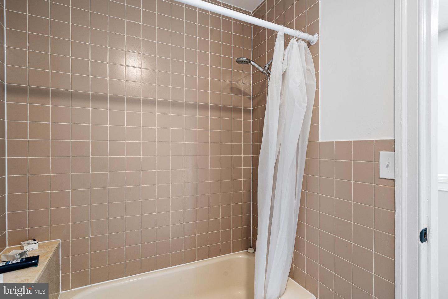 3845 Folsom St Property Photo 13