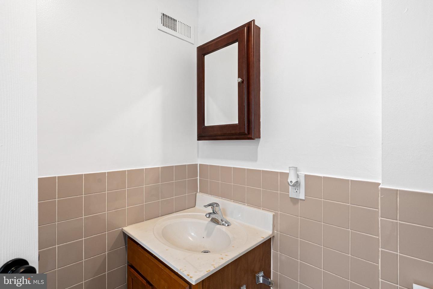 3845 Folsom St Property Photo 14