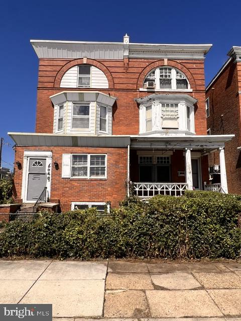 6047 & 6049 Chestnut St Property Photo 1