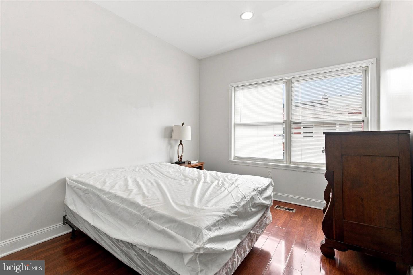 2007 W Oxford St #3 Property Photo 15