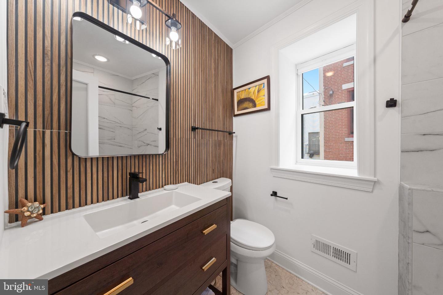 500 Clymer St Property Photo 21