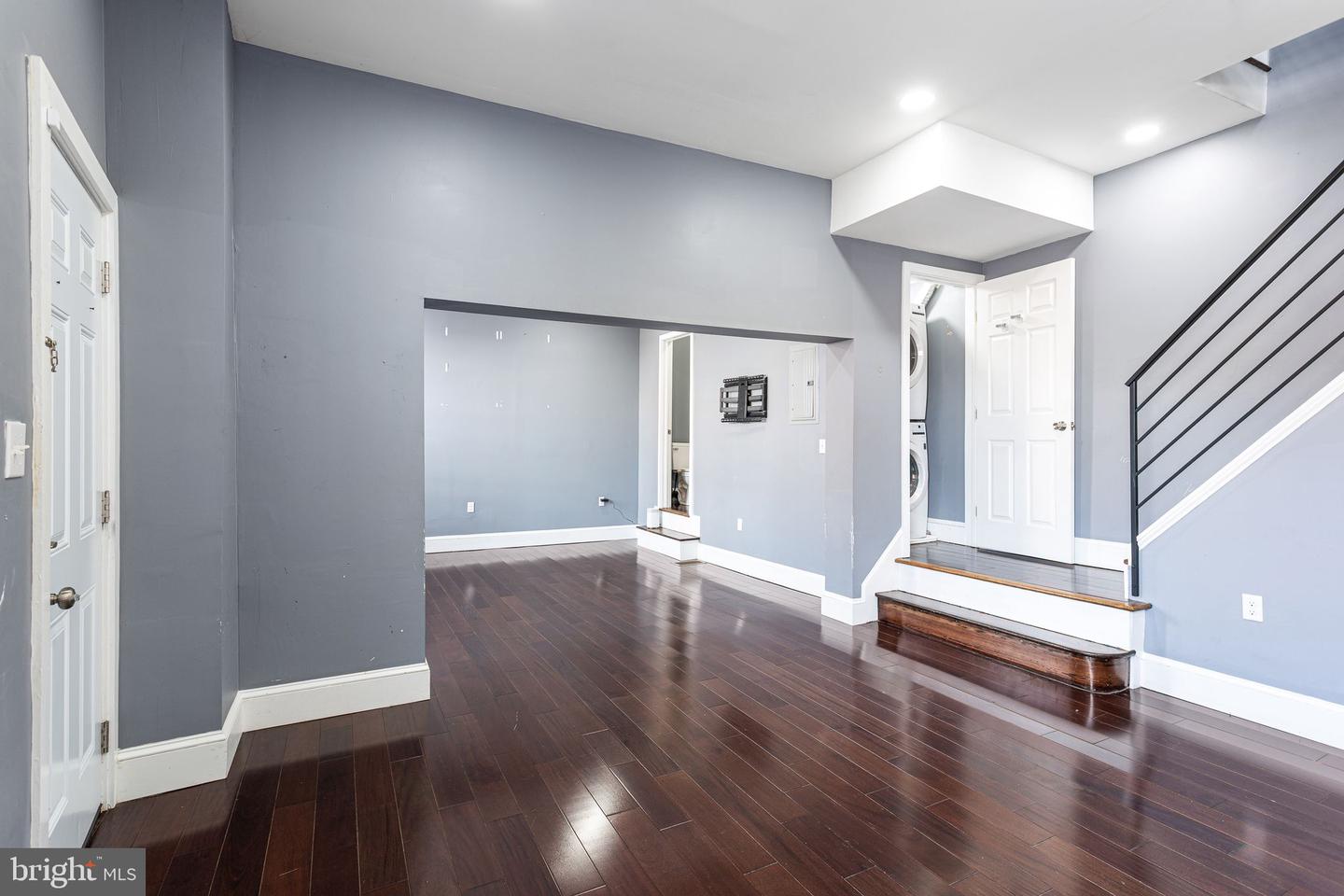 2120 Orthodox St Property Photo 4