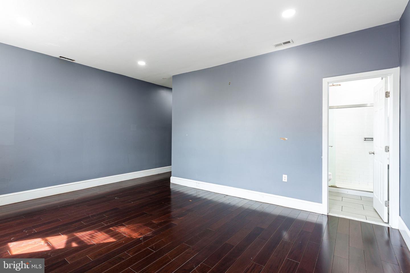 2120 Orthodox St Property Photo 21