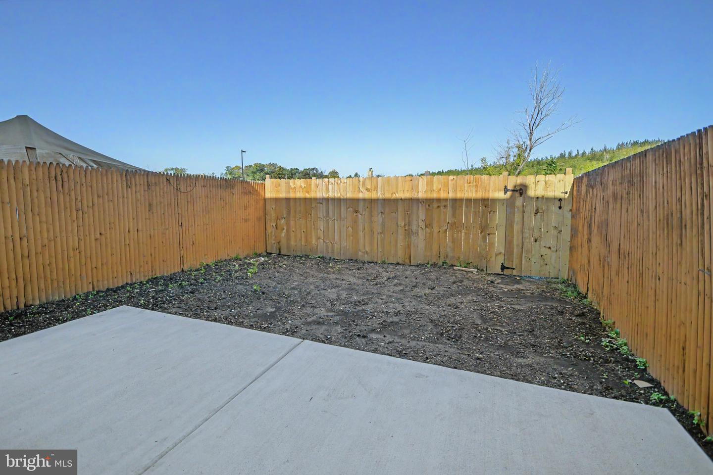 8211 Buist Ave Property Photo 17