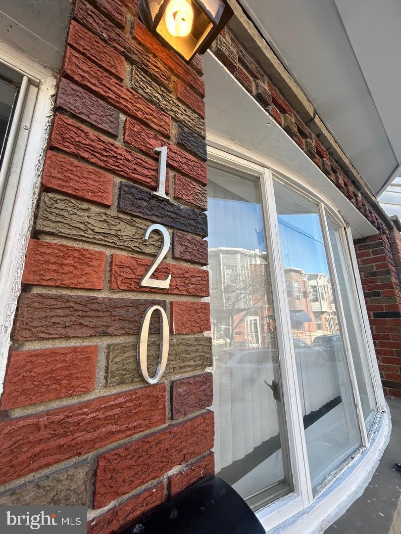 120 Tree St Property Photo 2