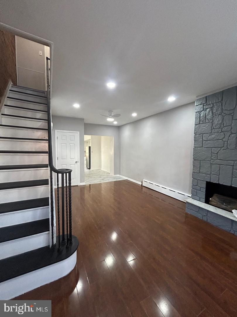 120 Tree St Property Photo 3