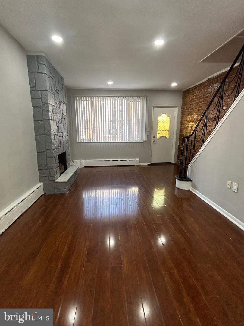 120 Tree St Property Photo 5