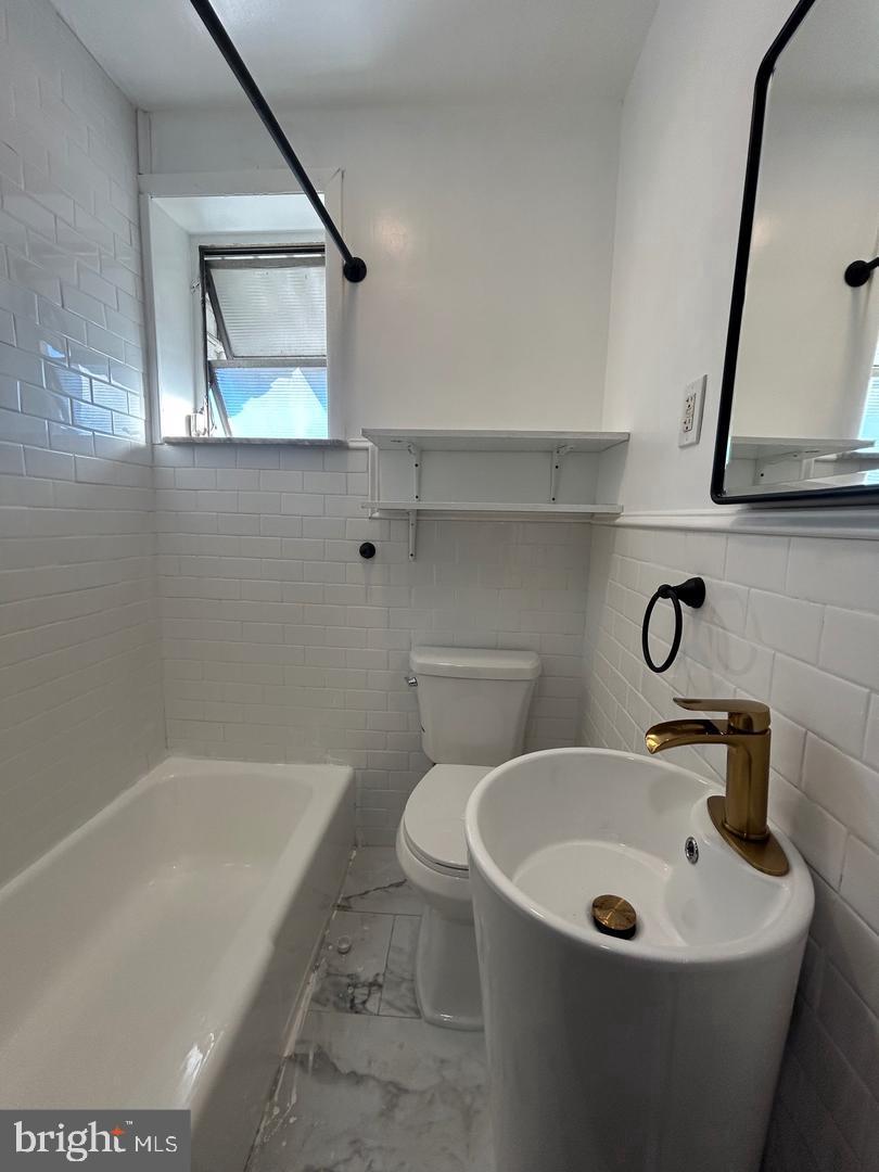 120 Tree St Property Photo 15