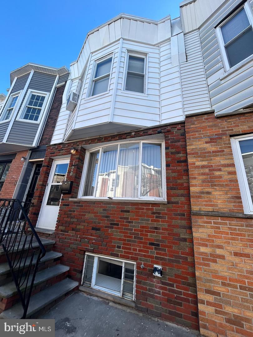 120 Tree St Property Photo 23