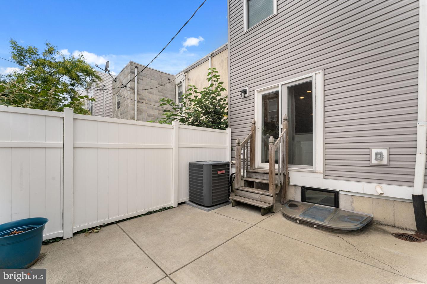 2226 Cross St Property Photo 13