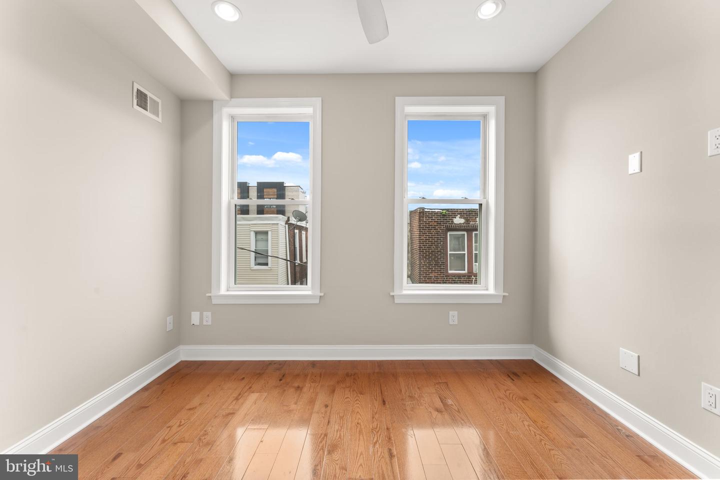 2226 Cross St Property Photo 23
