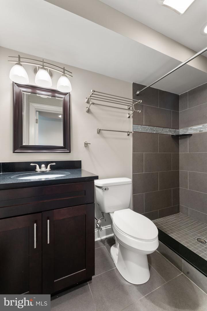 2226 Cross St Property Photo 40