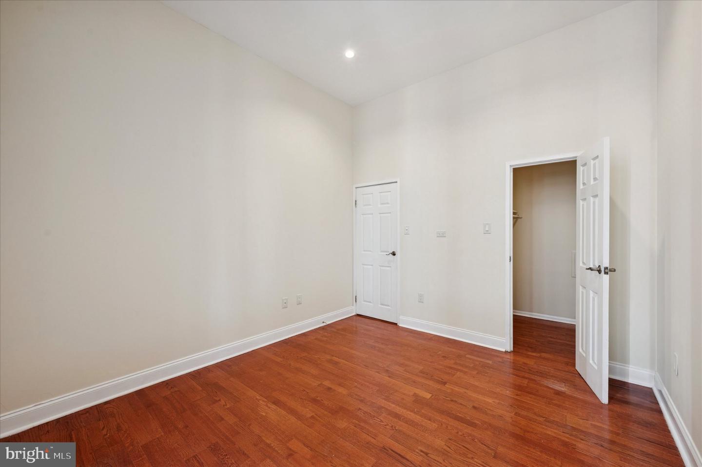 1601-00 Spring Garden St #205 Property Photo 13