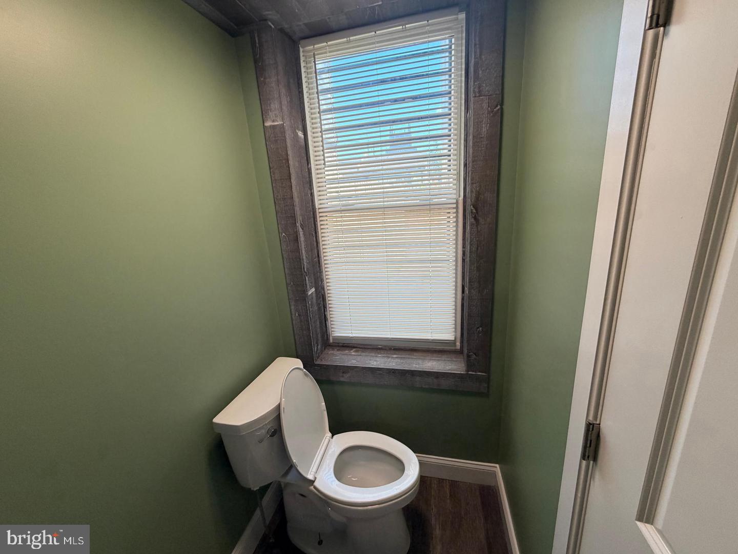 2643 N Mascher St Property Photo 9