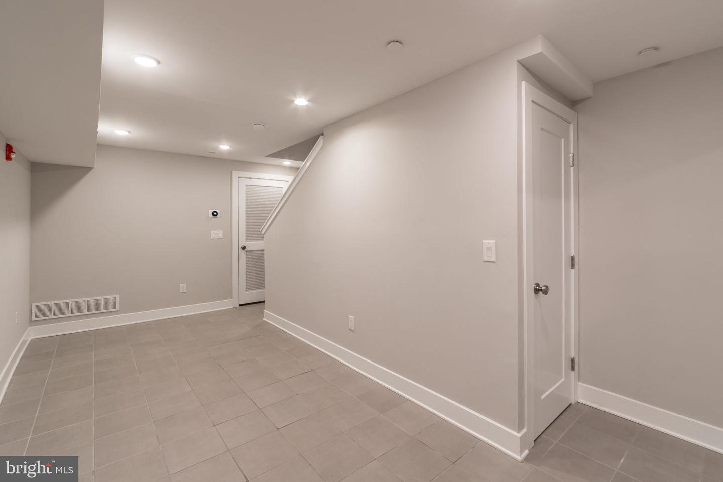 1020 S 53rd St #unit 1 Property Photo 13