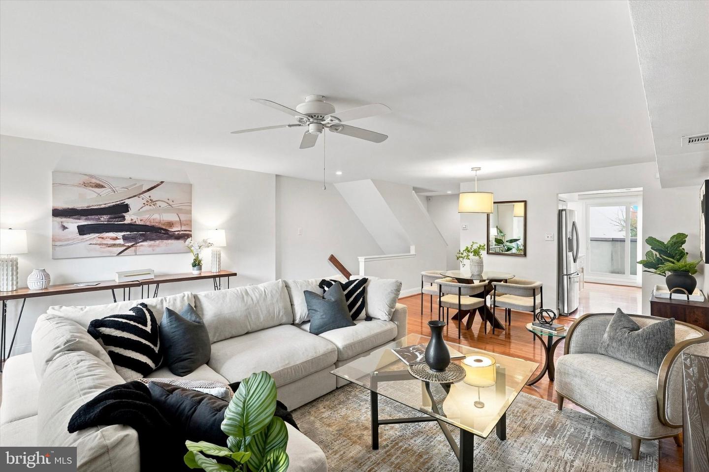 220 N 22nd St #b Property Photo 1