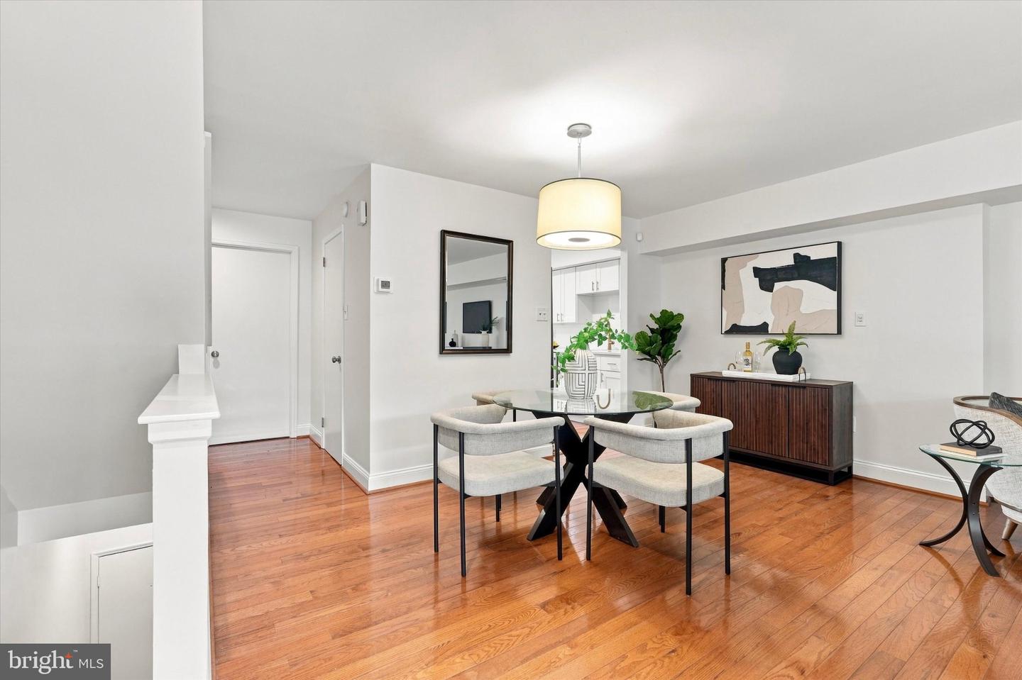 220 N 22nd St #b Property Photo 4
