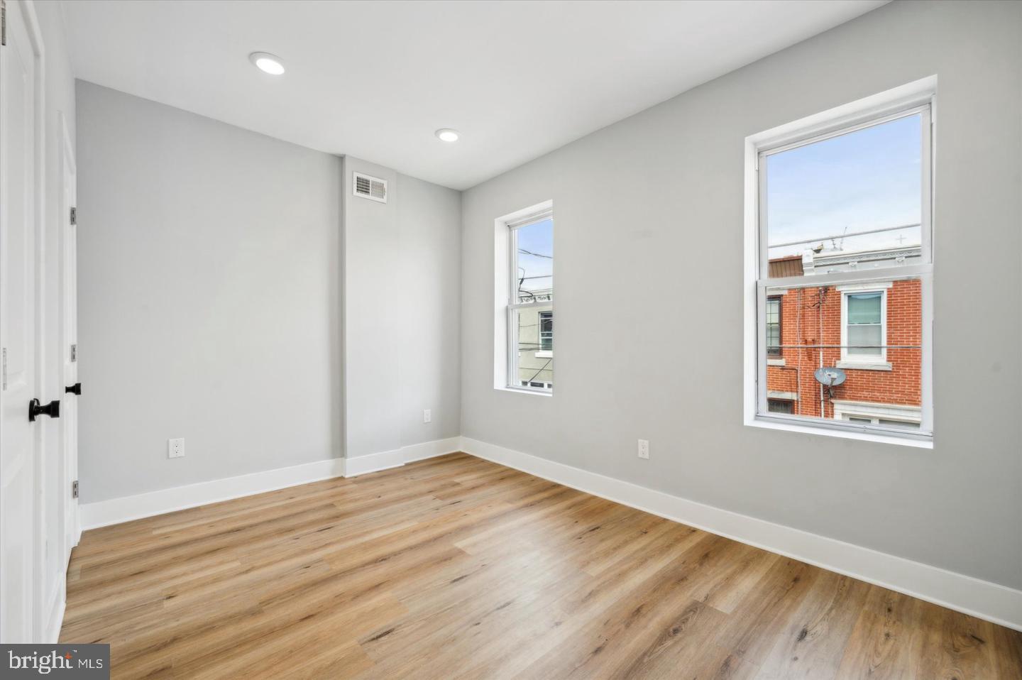 1714 Watkins St Property Photo 12