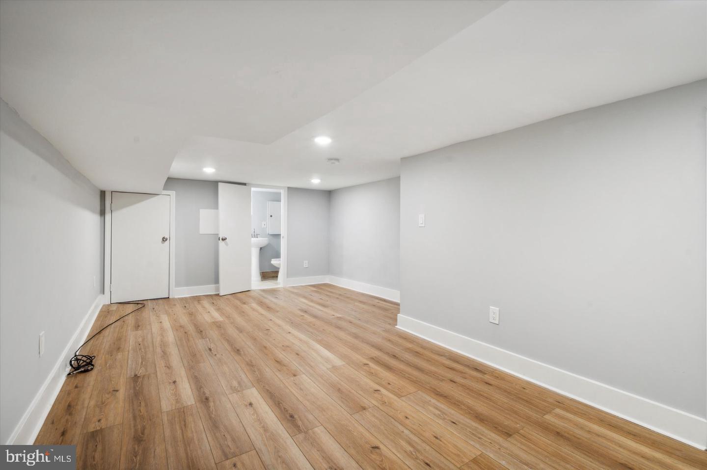 1714 Watkins St Property Photo 13