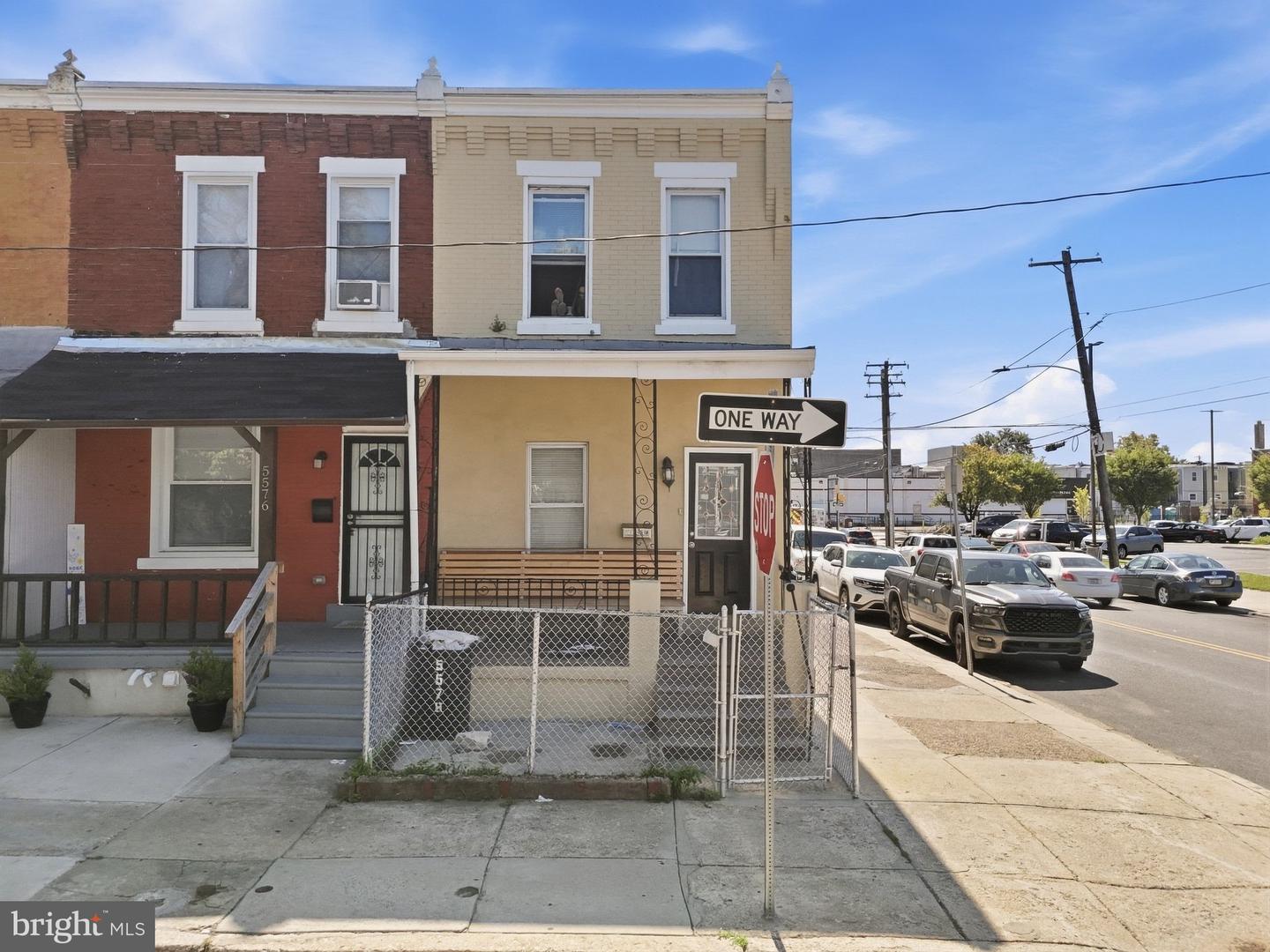 5578 LUDLOW ST Property Photo 1