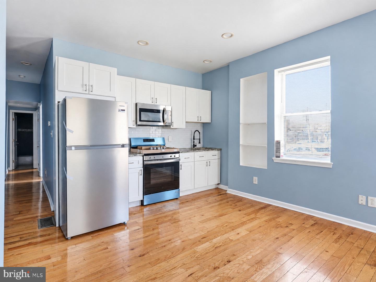 5578 Ludlow St Property Photo 6