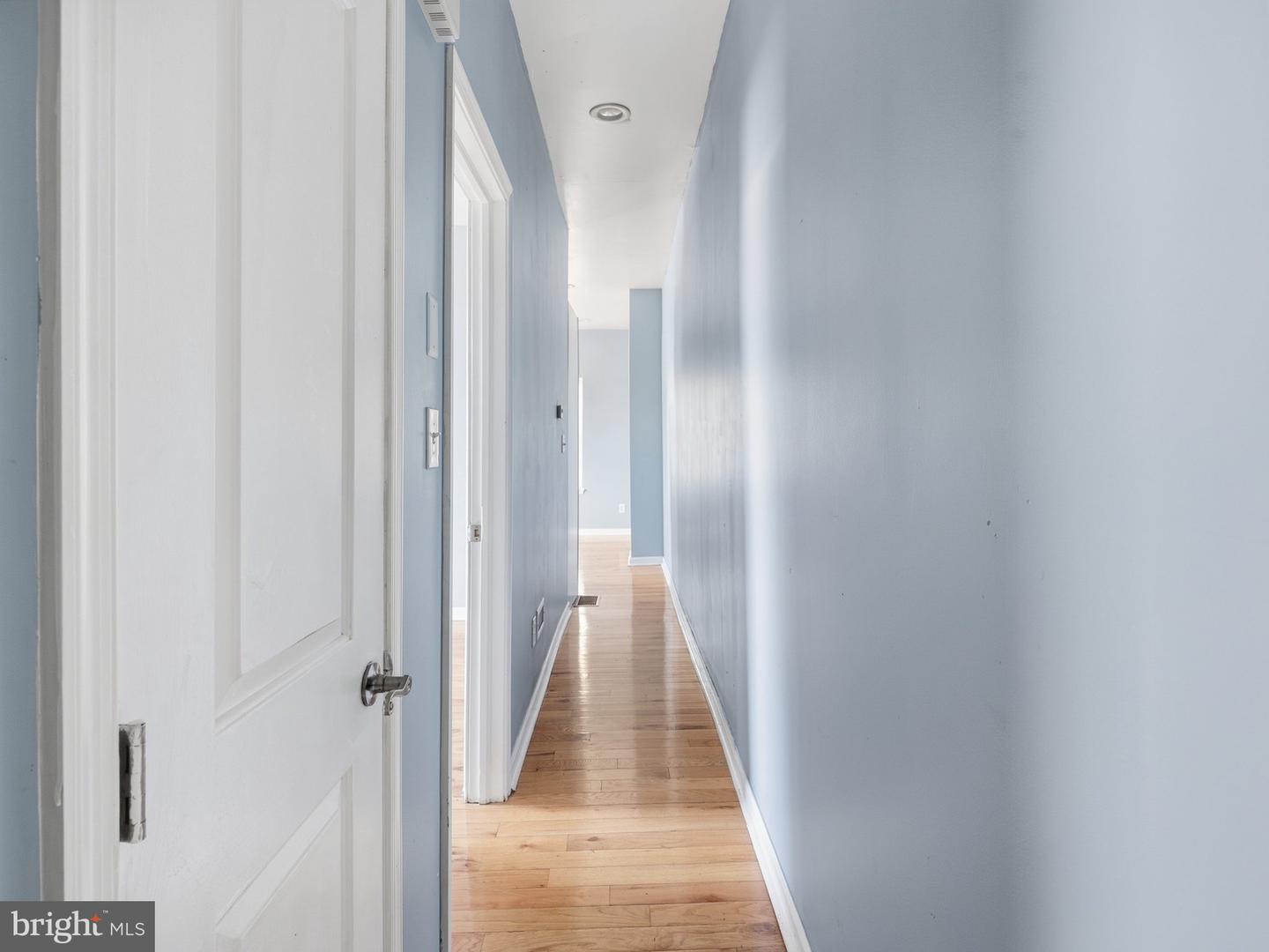 5578 Ludlow St Property Photo 7