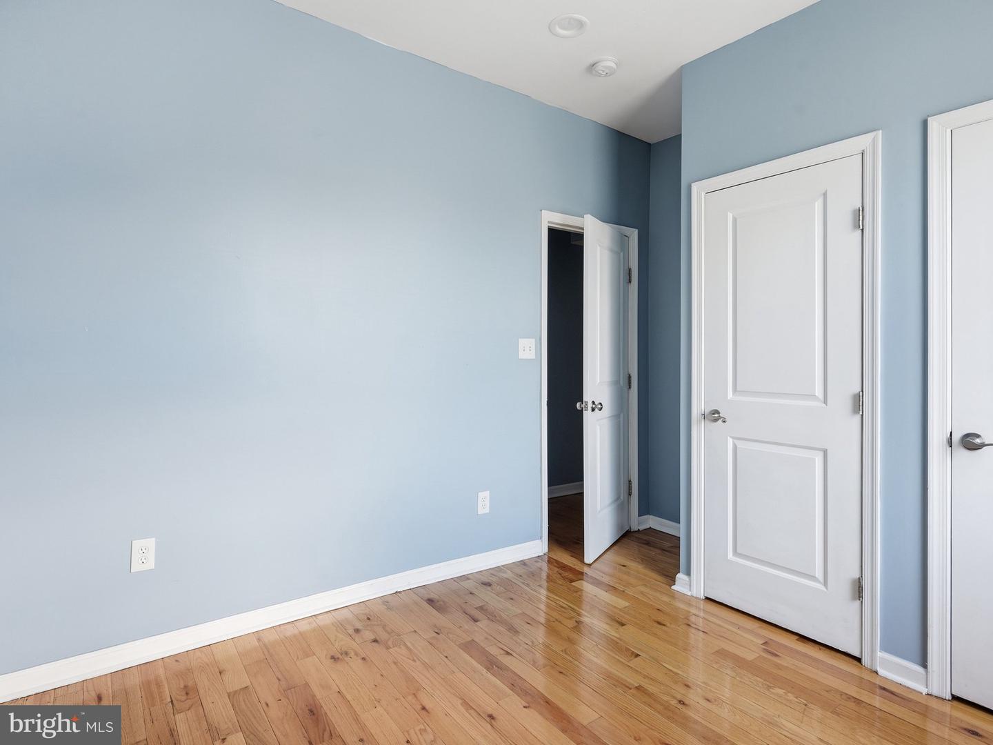 5578 Ludlow St Property Photo 12