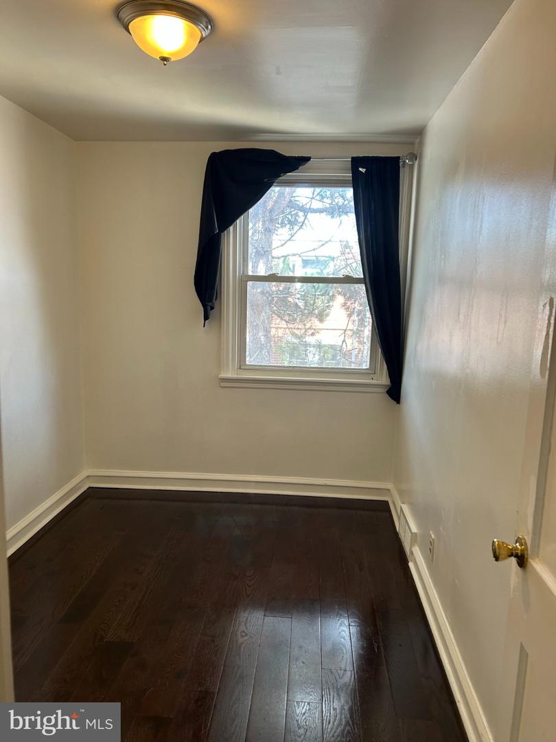 2825 Benner St Property Photo 11