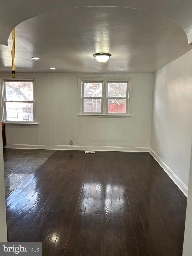 2825 Benner St Property Photo 12