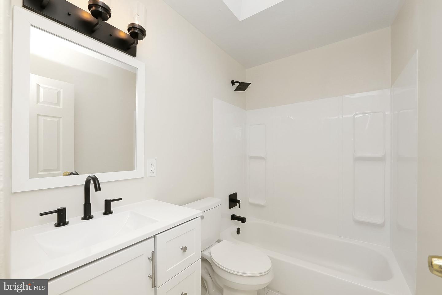 4451 Tolbut St Property Photo 22