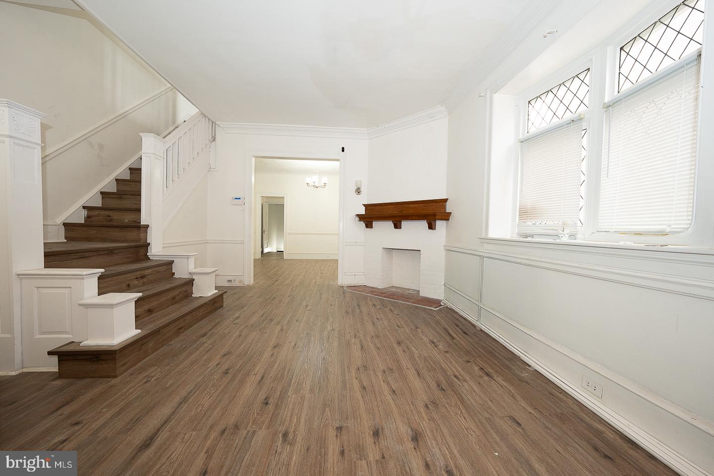 5514 N Marshall St Property Photo 4
