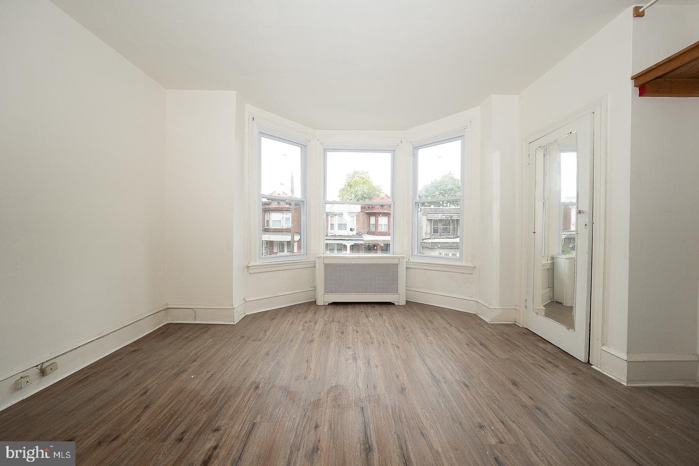 5514 N Marshall St Property Photo 16