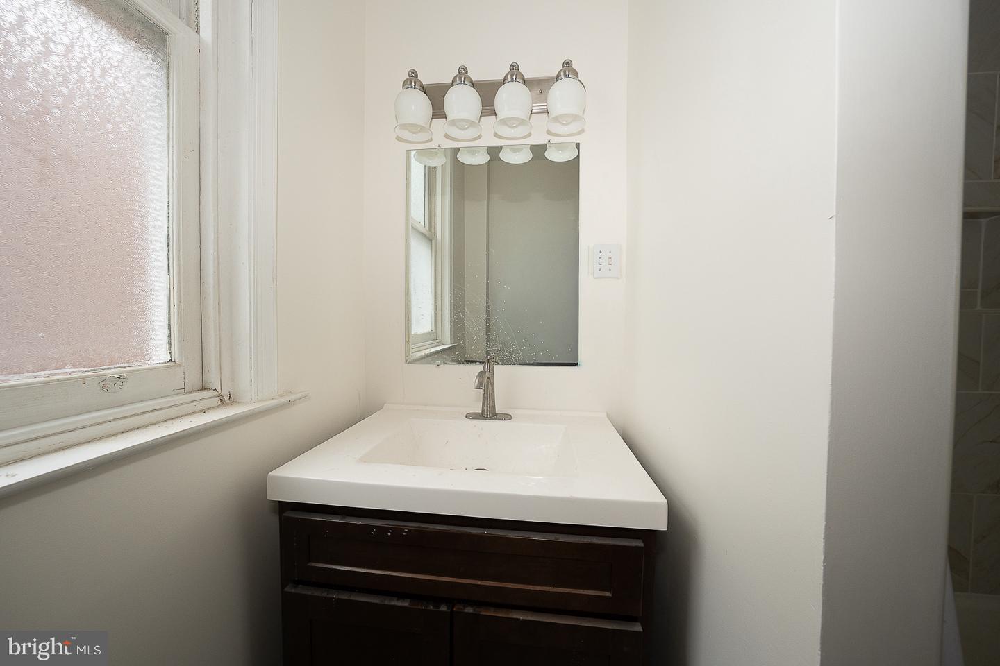 5514 N Marshall St Property Photo 25
