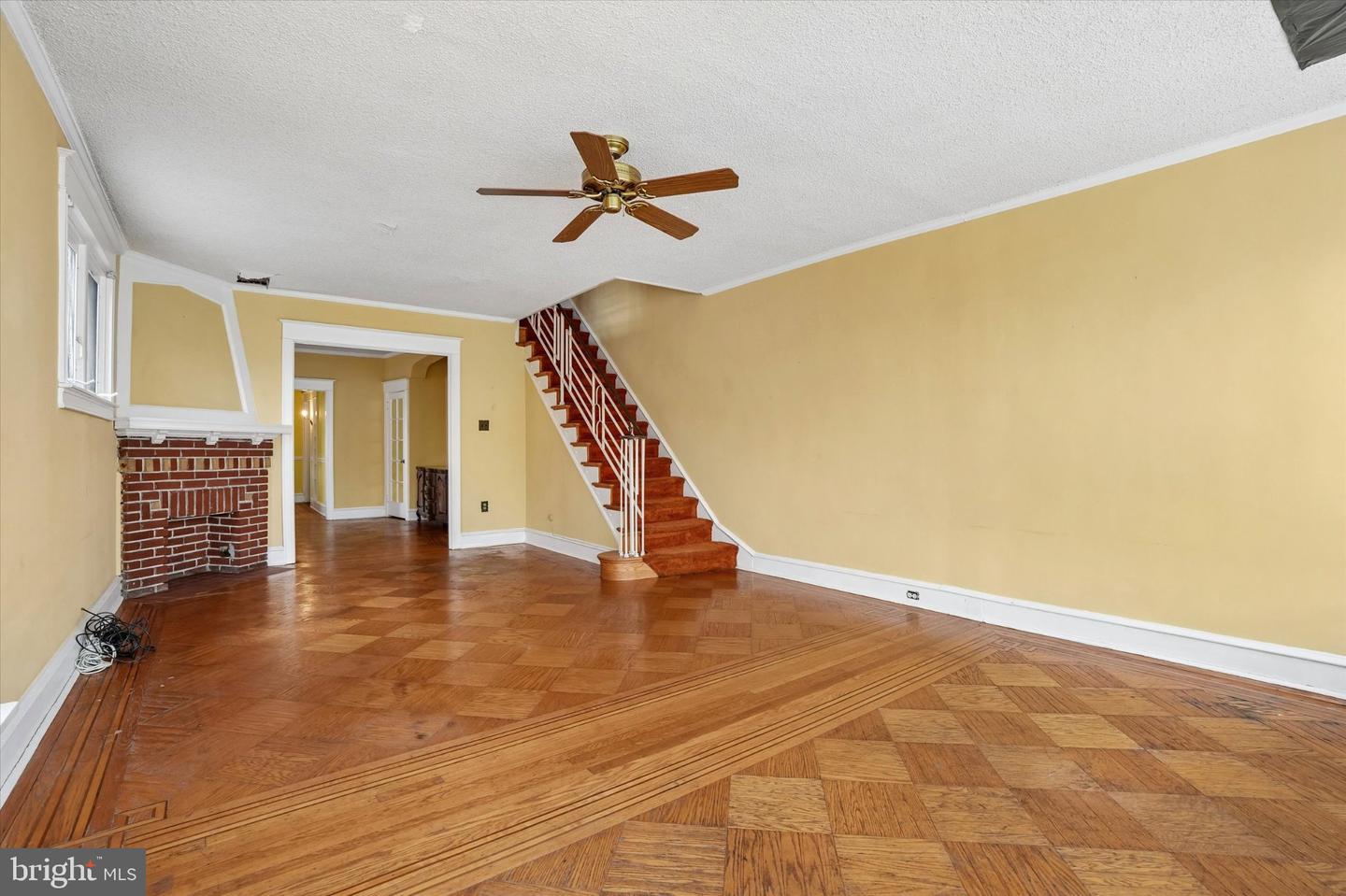 7730 Loretto Ave Property Photo 5