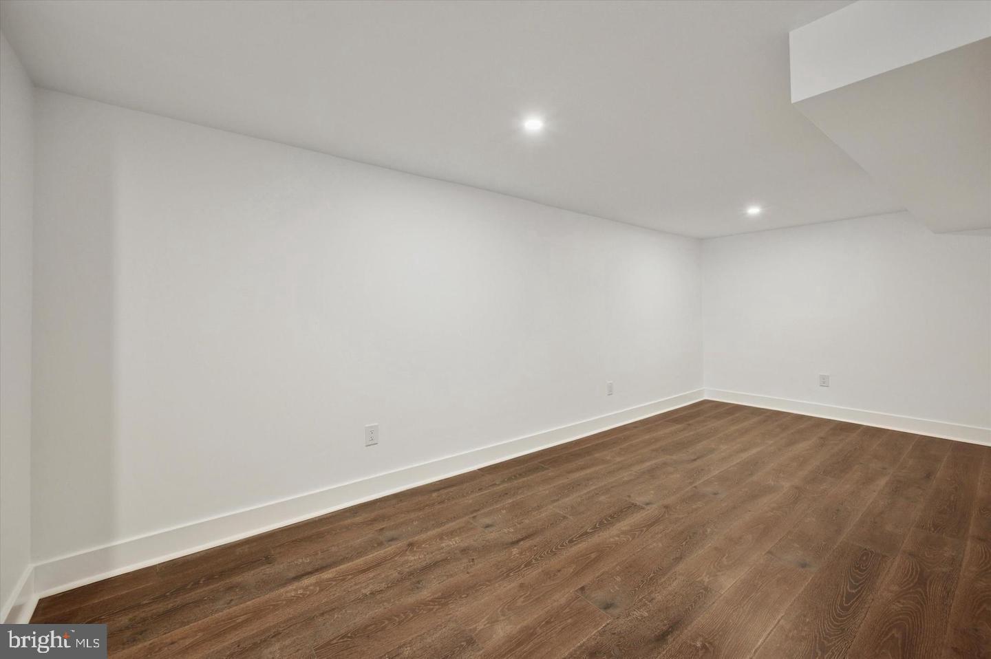 1512 N Newkirk St Property Photo 15