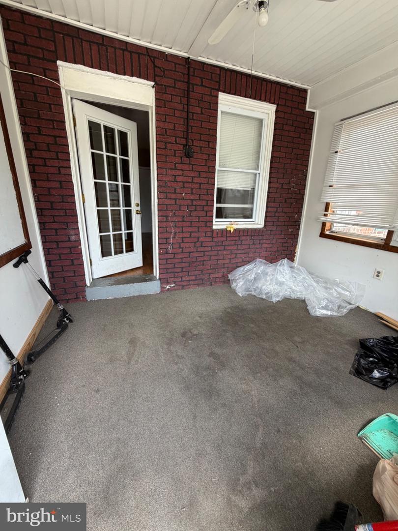 6550 Hegerman St Property Photo 2