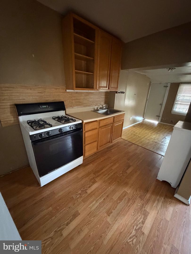 6550 Hegerman St Property Photo 5