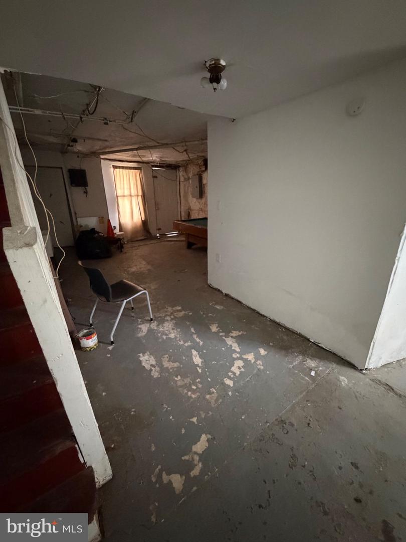 6550 Hegerman St Property Photo 6
