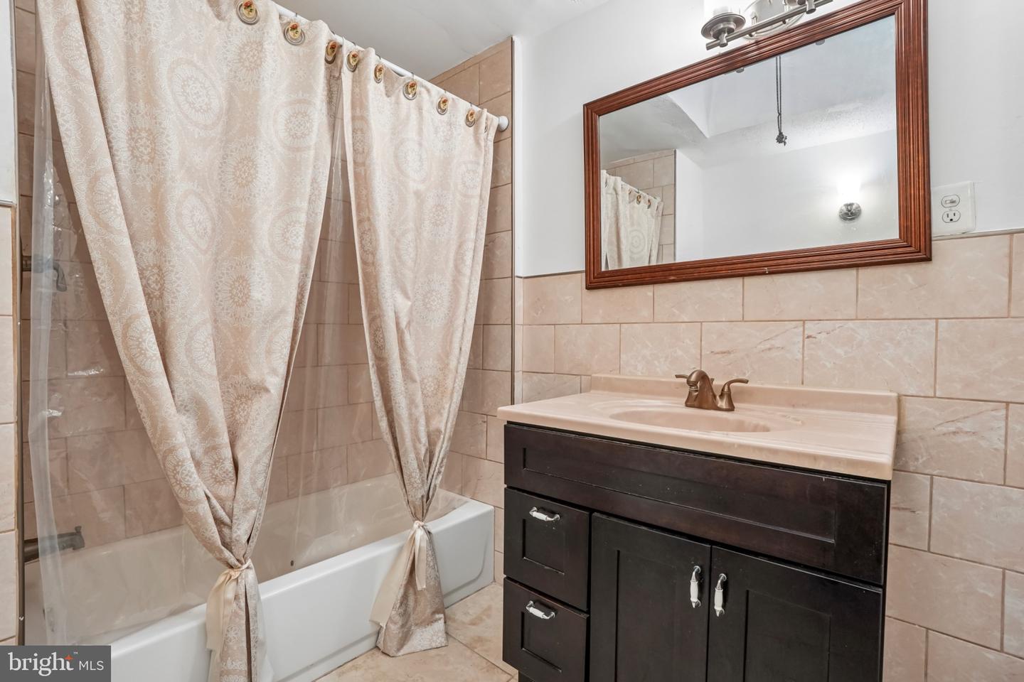 3207 Unruh Ave Property Photo 20