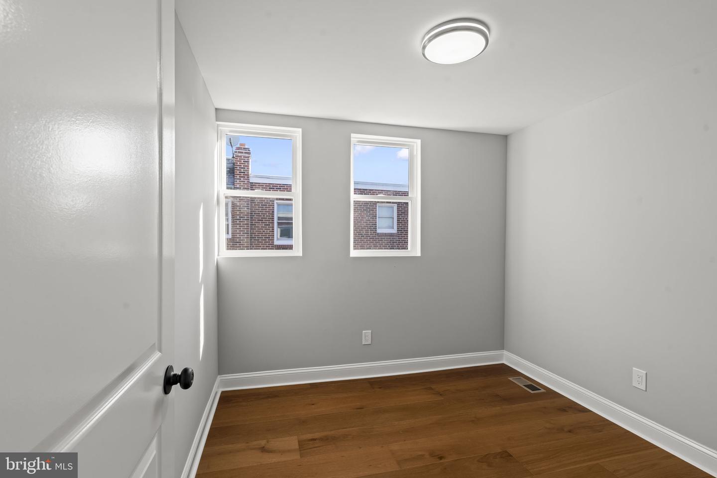 1234 Yerkes St Property Photo 21