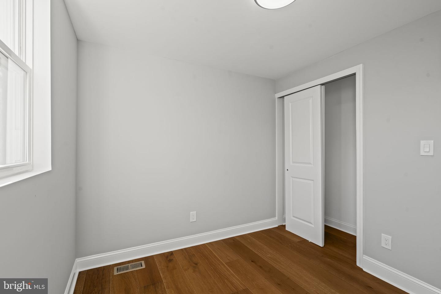 1234 Yerkes St Property Photo 22