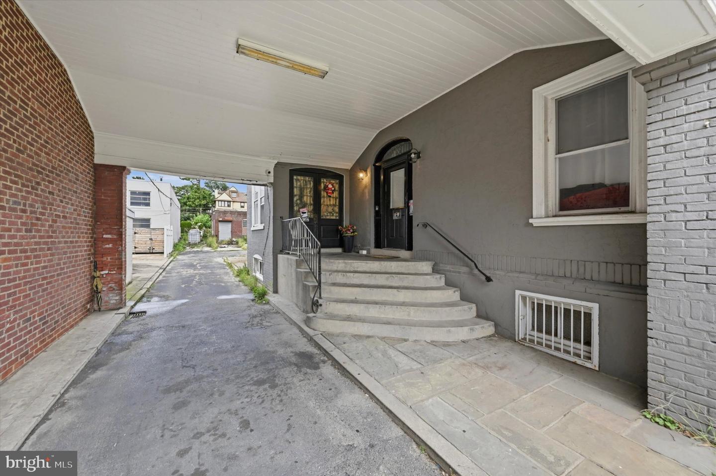 6948 Torresdale Property Photo 4