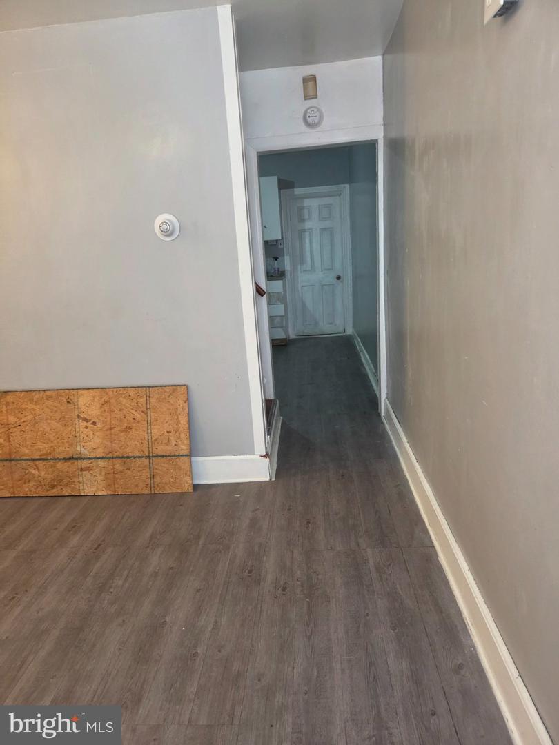 3109 N Hope St Property Photo 2