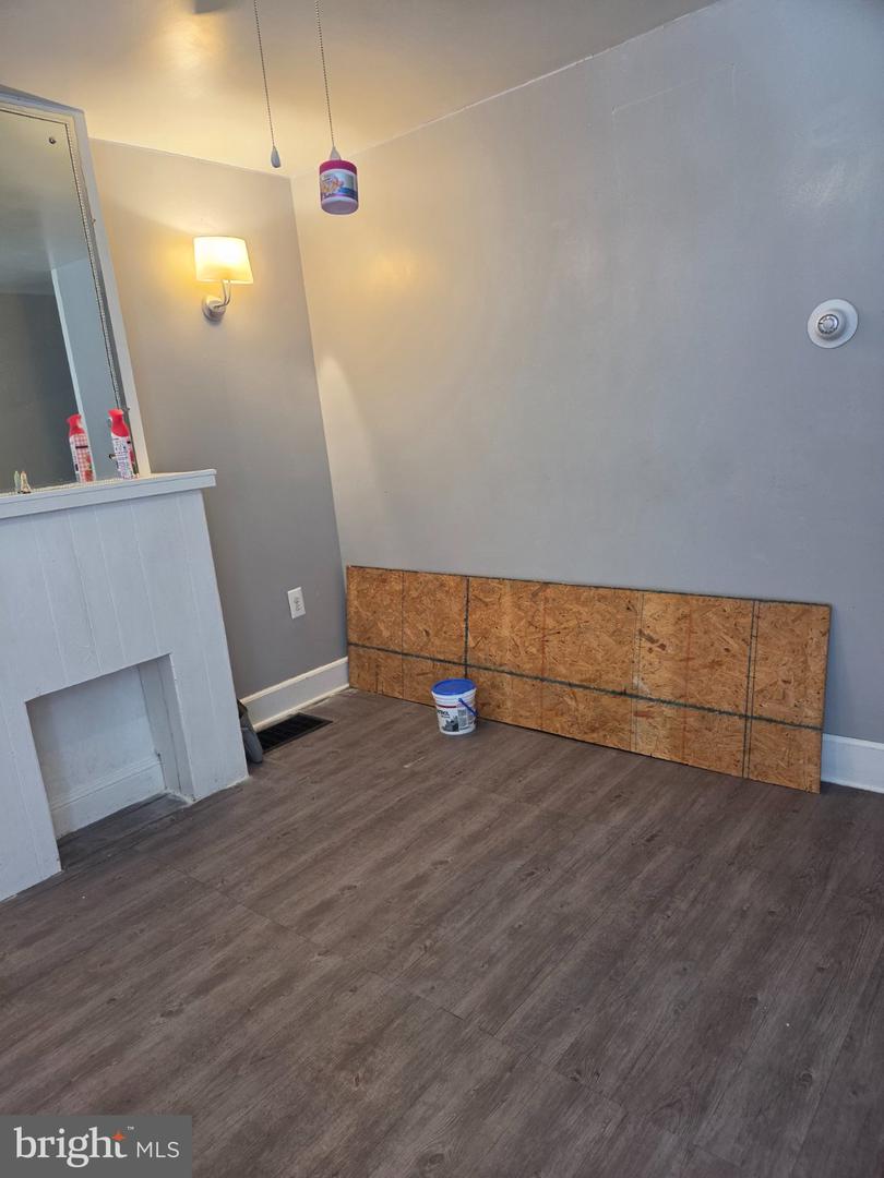 3109 N Hope St Property Photo 4