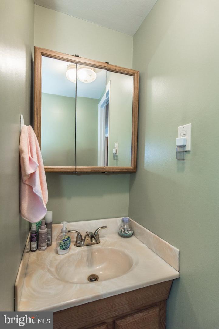 8617 Alicia St Property Photo 14