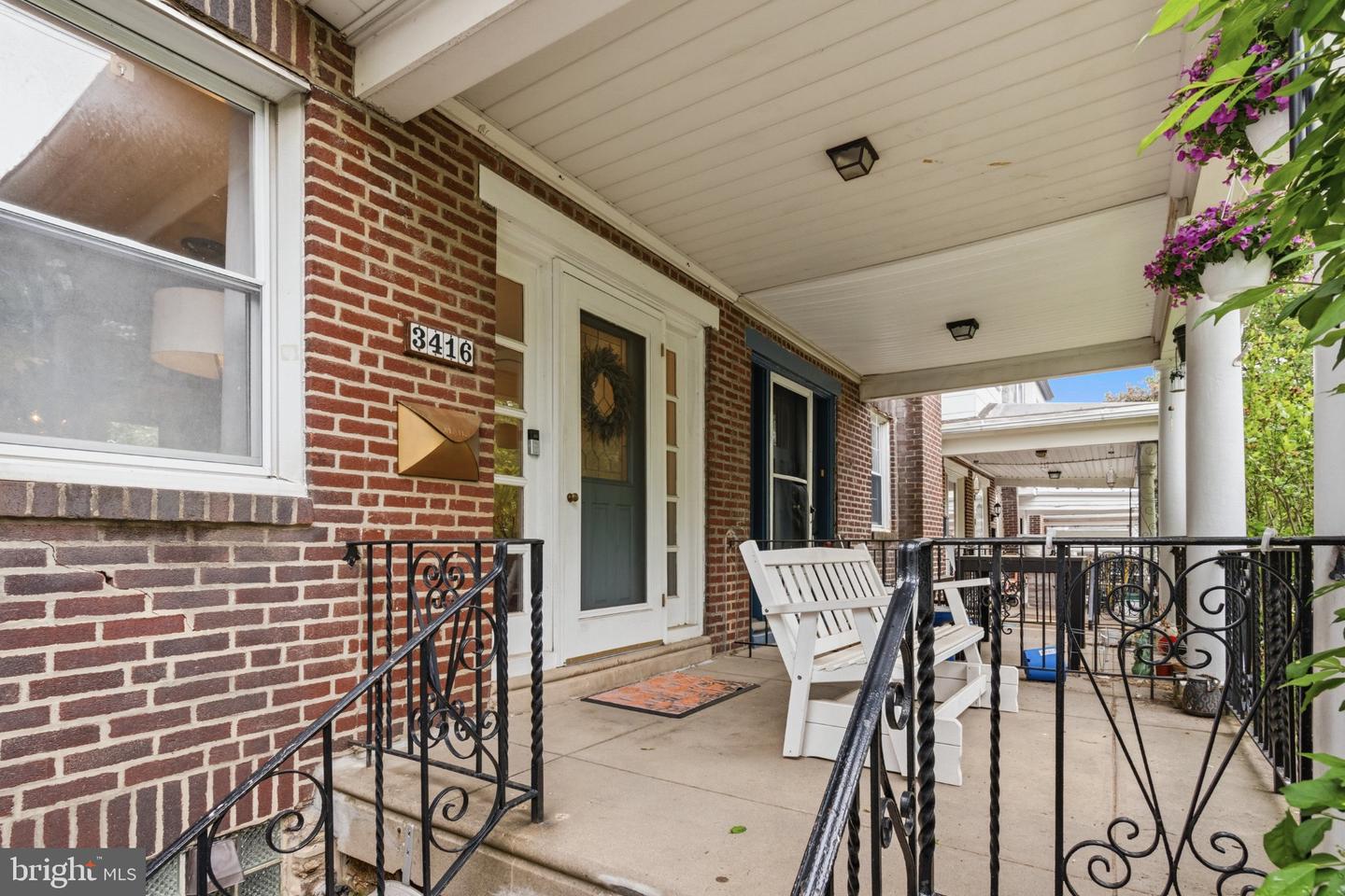 3416 Vaux St Property Photo 2